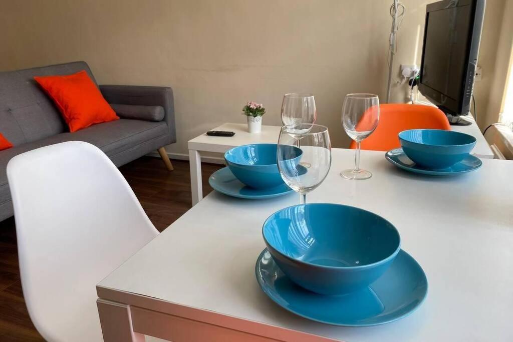 شقة مانشستر  في Conveniently Situated 1Bed Apt In Stretford المظهر الخارجي الصورة